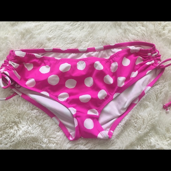 VICTORIA SECRET SWIM SUIT $50 - Picture 2 of 3